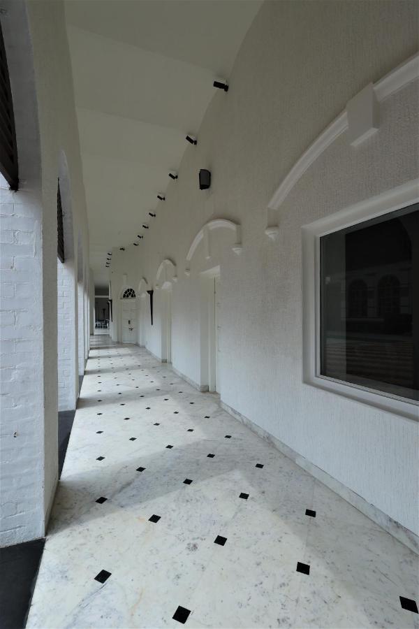 Saroja Heritage, Varanasi Exterior foto